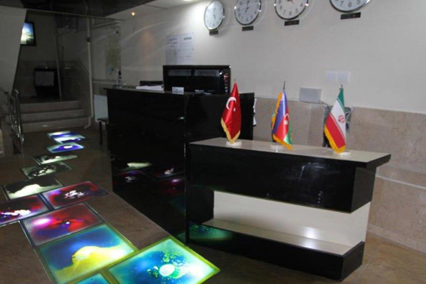 مهمانسرای ایده آل اردبیل-CUhUhlykXn