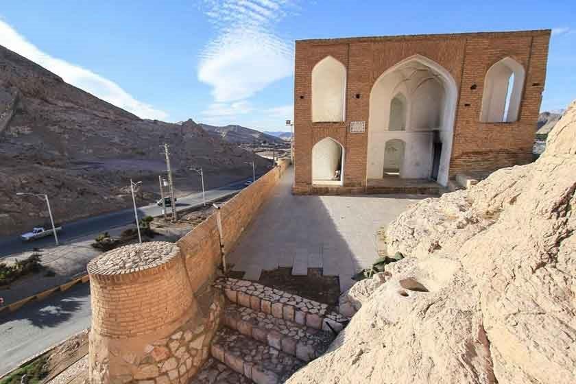 تخت درگاه قلی بیگ كرمان-CqrdfOdgVR