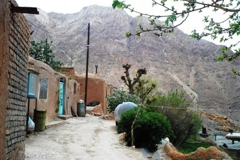 روستای خداآفرید-D1Lf6NFRju