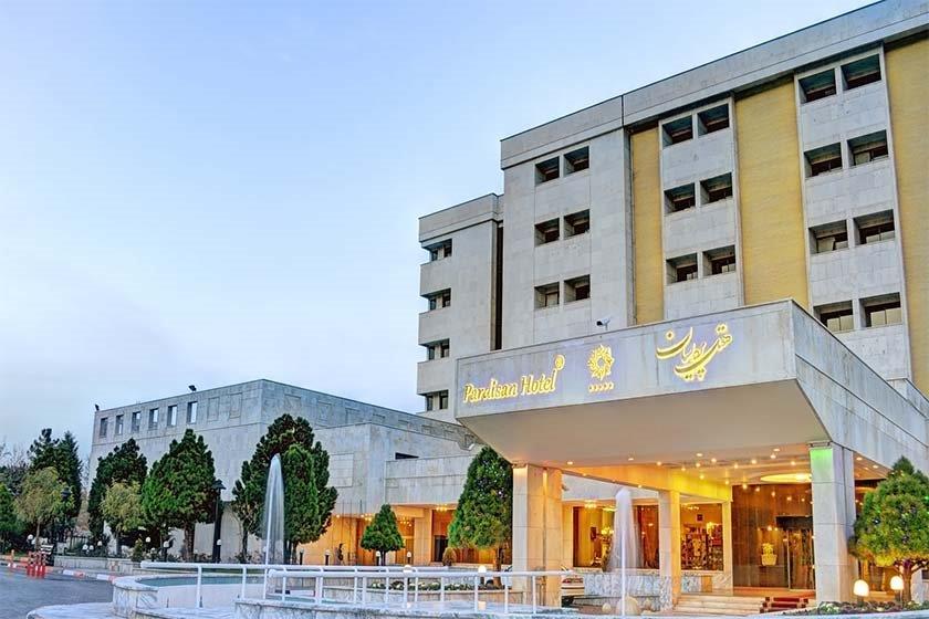 هتل پردیسان مشهد-DFGtfkWmAZ