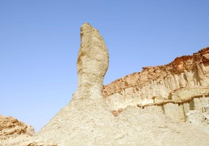 تندیسهای فرسایشی بندرلنگه-DLwfJ4xw11