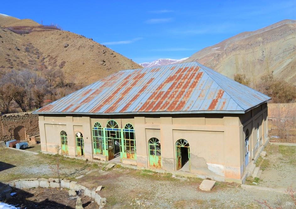 راهنمای سفر به روستای زیبای شهرستانك-DOyGTcdWeR