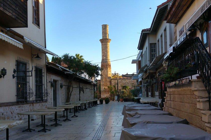 مسجد مناره شكسته (مسجد كسیك مناره)-DcehIO7uSc