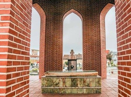 آرامگاه میرزا كوچك خان جنگلی-DfULZKQ2jK