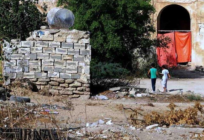 عمارت ملك بوشهر، اثر ملی در تصرف بی سرپناهان-Dkanvh6gEa