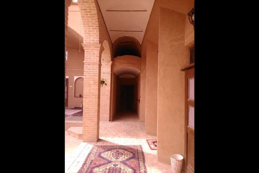 اقامتگاه بوم گردی گلكار یزد-DniIcWdADw