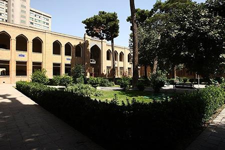 مدرسه دارالفنون-DxS7DKa0KR