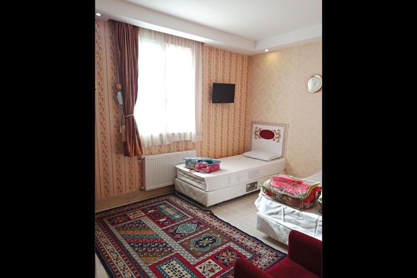 هتل آپارتمان مروارید شرق مشهد-EIFqOPs0n7