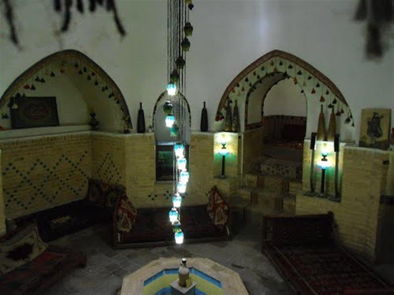 سفره خانه یان یان خرمدره-EdUgUiDXAz