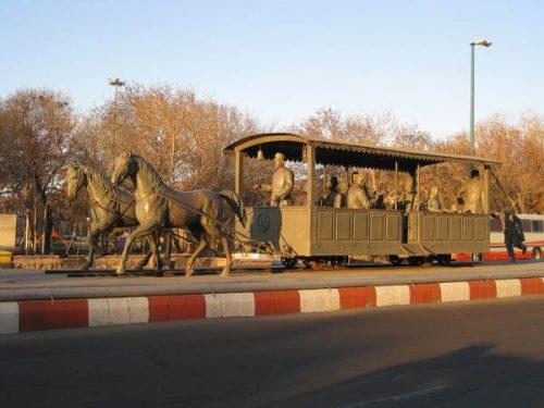 موزه احد حسینی تبریز ، موزه مجسمه های دیدنی-EihhGMOU0I