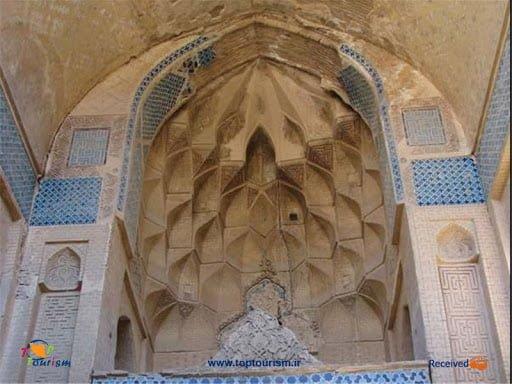 بقعه پیربكران-EjL4yD3kGX