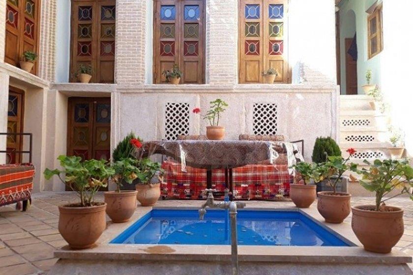 اقامتگاه سنتی سپهر شیراز-Ew2mV8BlLQ