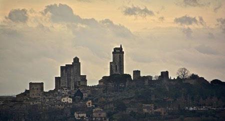 بناهای آسمان خراش قرون وسطی-FByRTqJ6UY