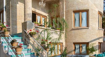 كافه عمارت دل ، كافه‌ای به سبك ایرانی‌-FCOhYwFfoT