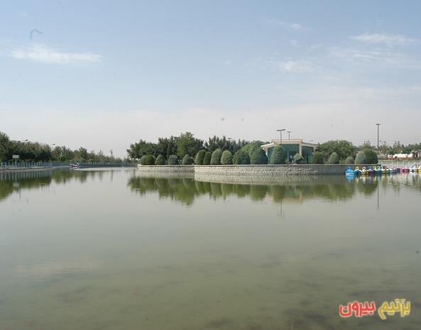 دریاچه بوستان المهدی-FIHOUiNKeg