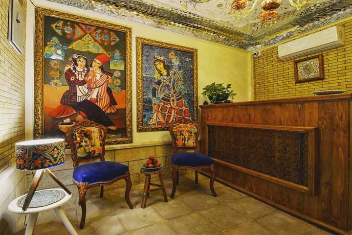 اقامتگاه سنتی سرای همایونی شیراز-FJtHKcNbcZ