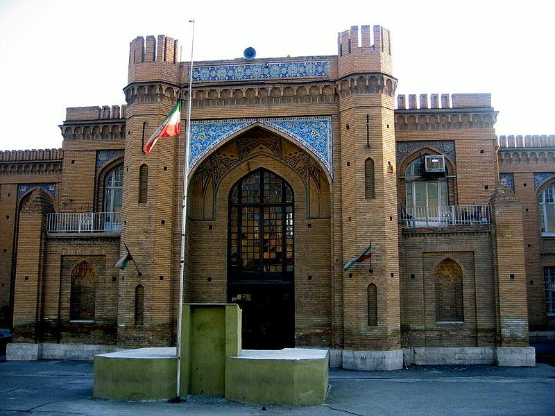 مدرسه البرز-FXY6qa5l5r