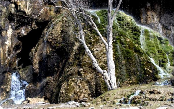 آبشار آسیاب خرابه جلفا ، آبشار خزه ای خیلی زیبا-FXuki8Fwke