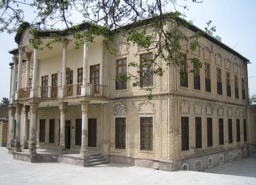 عمارت شهرداری قزوین-G7EYuXpuyr