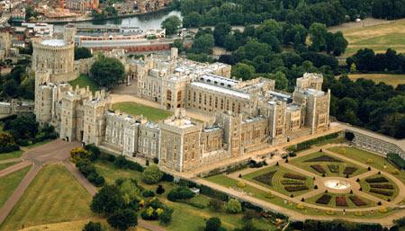 قلعه ویندسور (Windsor Castle) در انگلستان-GLMeYEyFQl
