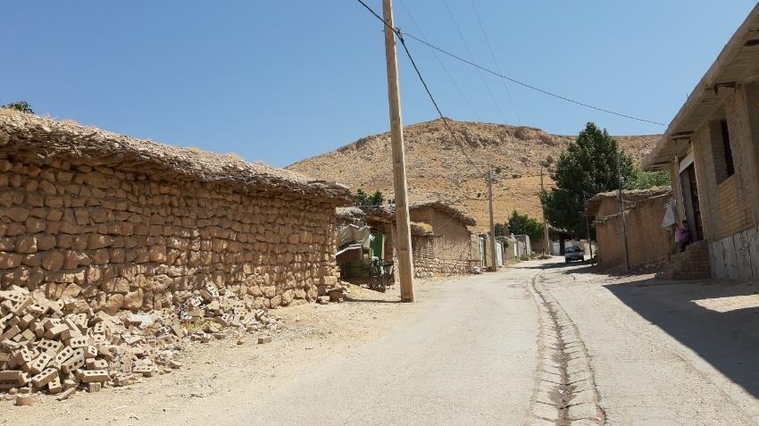 روستای سنگر سپیدان-GqPMJQVUWo