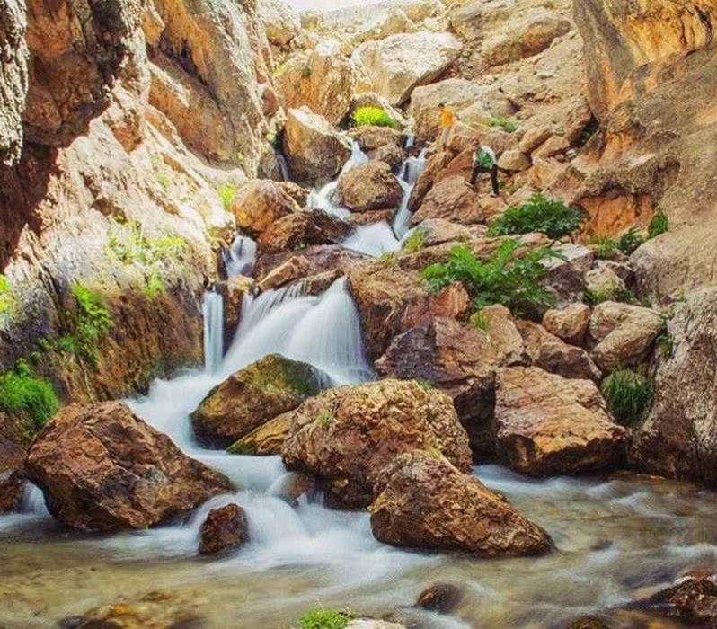 دره ها و سنگ تراشه های طبیعی ایران-GuxCZjhrbx