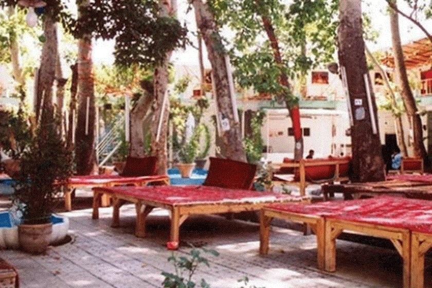 كافه سفره خانه سنتی باغچه سرای یاس تهران-Gxi4c3W4ZK