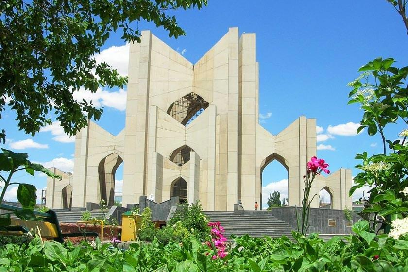 مقبره الشعرای تبریز-H59DTKLs7a