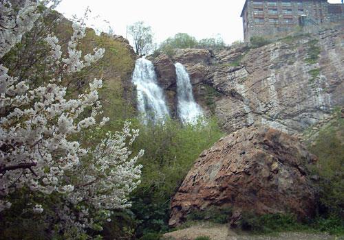 ۲۰ جای دیدنی تهران در تابستان-HZCH4TRVl5
