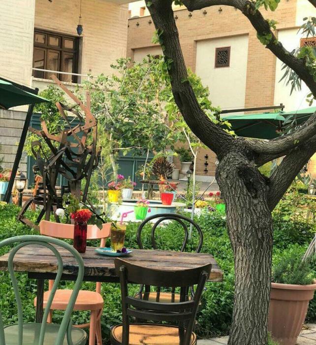 كافه رهاس تهران-Heyet6hDWc