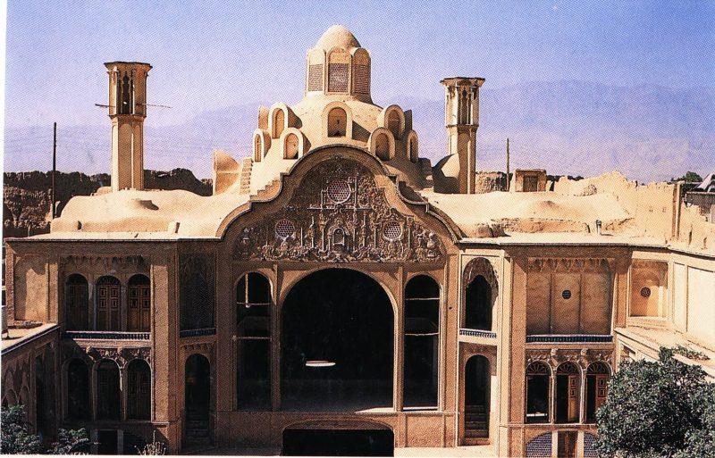 خانه تاریخی بروجردی-HzdSznw3R8