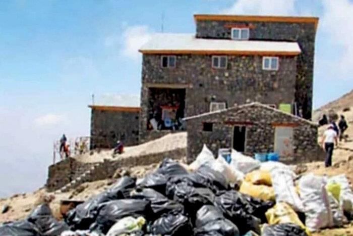بام ایران زیر پای گردشگرنماها-IGPVJY2SgZ
