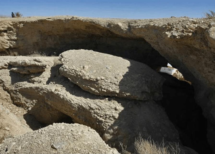 قلعه تاریخی رحمت آباد خوانسار-IJQngcCMyL