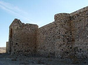 كاروانسرای سنگی آهوان-INmUF8NYp2
