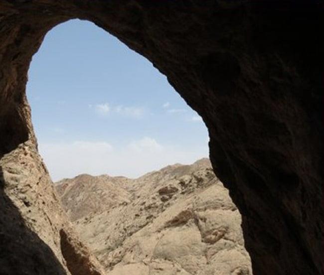 غار خاگینه-IQQETuegNe
