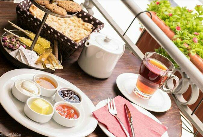 كافه خانه خوانش تهران-ImIY18Uxqa
