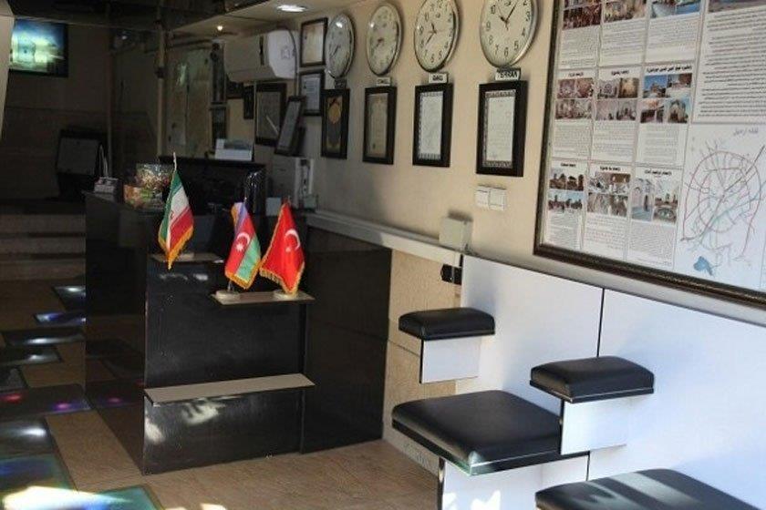 مهمانسرای ایده آل اردبیل-IqiJnNvHEp