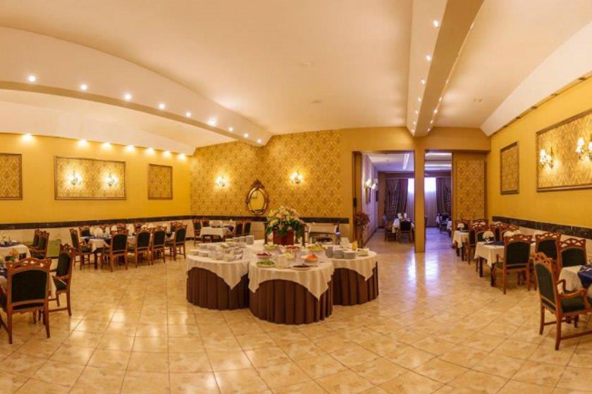 هتل آریوبرزن شیراز-IxW0sKYxuw