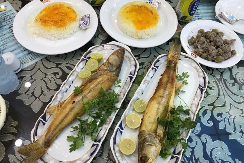 رستوران نمونه رضایی بندرانزلی-JDvMxSexSd