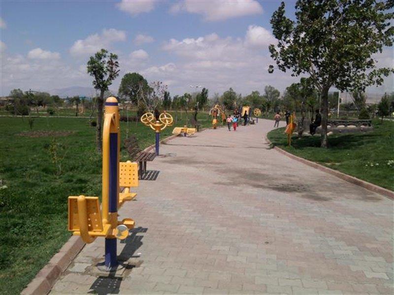 پارك بزرگ تبریز-JSym3vQWo0