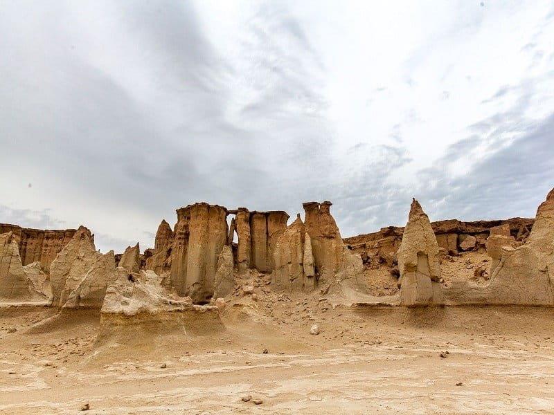 دره تندیس ها-JysasFN72O