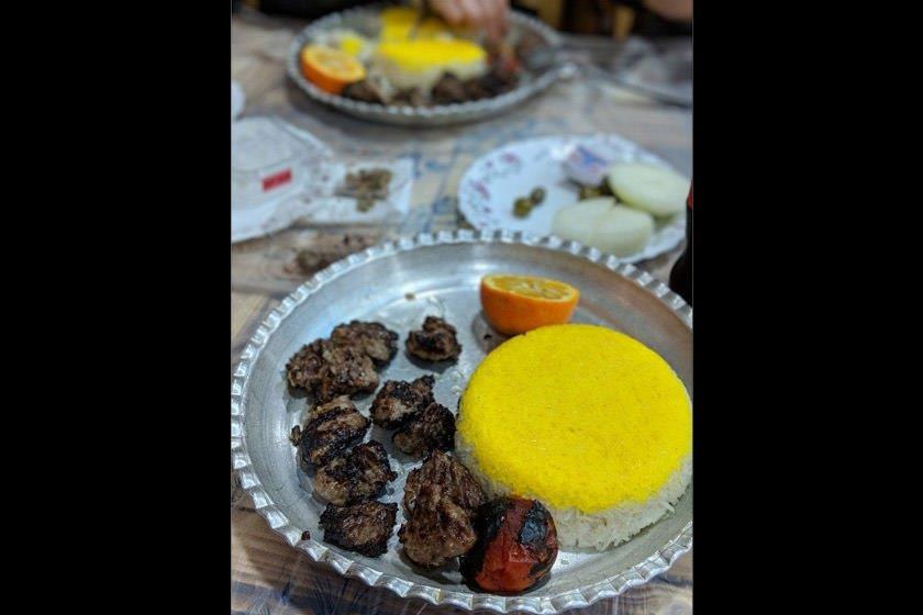 رستوران یاسر رشت-KKElWxnD9C