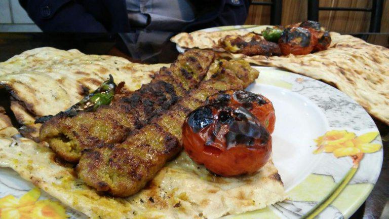 كبابی های معروف بازار تهران-KYJYsVgSk1