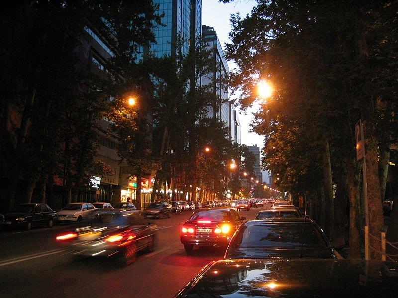 خیابان ولیعصر تهران-KsJX5jGM4U