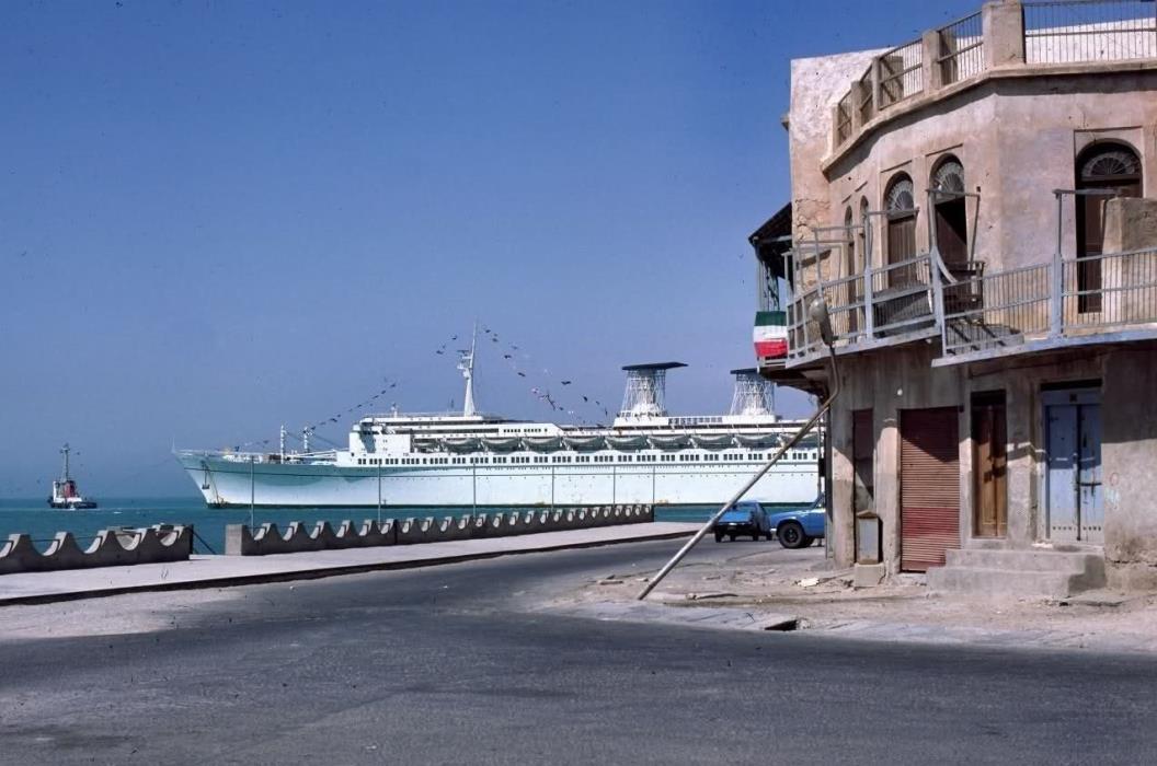 درباره كشتی رافائل-LBMnPHj3A8