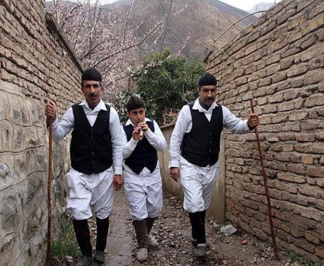 نوروز خوانی در روستای پنجاب آمل-LC88itJlSY