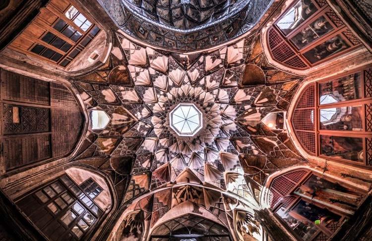 بازار كاشان، محلی خارق‌العاده-LGJRyAGPj7