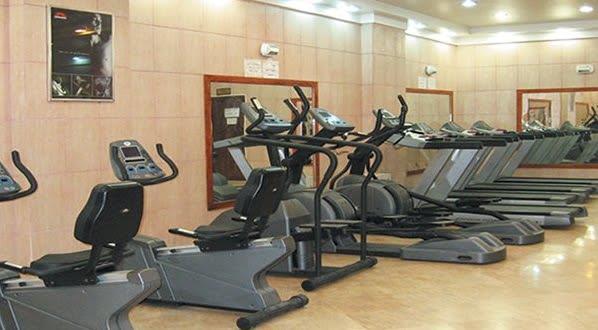 استخرمجموعه ورزشی گلایل سفید تهران-LOReFU2J1k