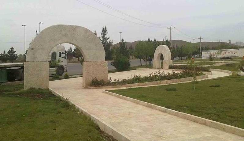 باغ گل محلات (هلند ایران)-LOhWSOJhu2