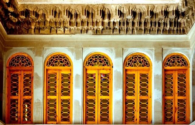 خانه آقازاده تنها خانه دنیا با بادگیر دوطبقه-LP7LdRTMV3